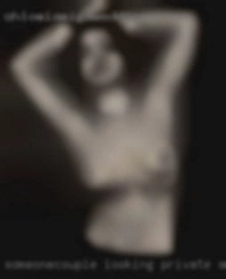 Someone/couple looking private swingers party for a fwb. Someone/couple looking private swingers party for a fwb.